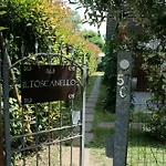 Bed & Breakfast Il Toscanello 4*