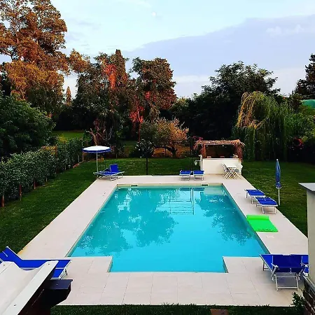 Il Toscanello 4* Lido di Camaiore