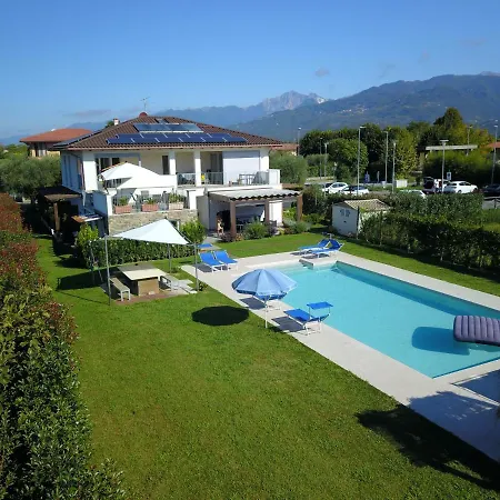 Il Toscanello * Lido di Camaiore